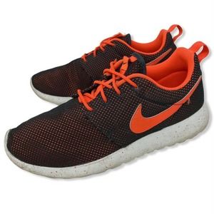 Nike Roshe Run Youth 7 Black Red Shoes